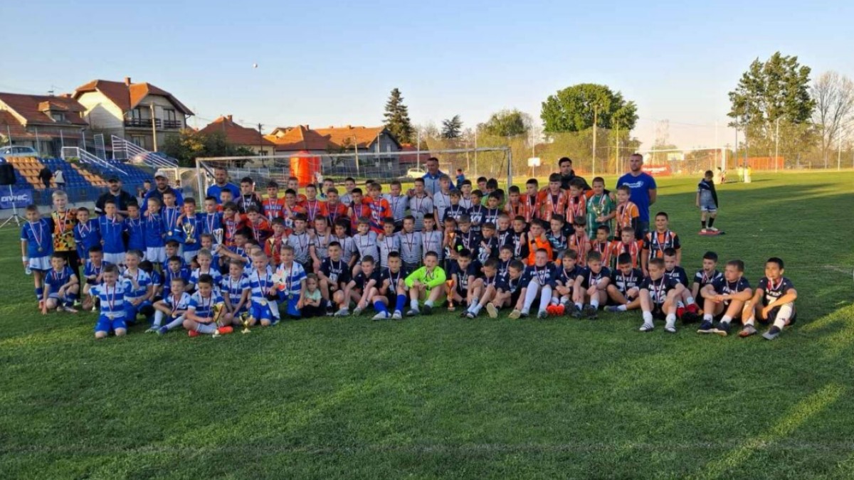 Valjevo u znaku mladih fudbalera – odlična atmosfera na turniru „Valjevo 2026“