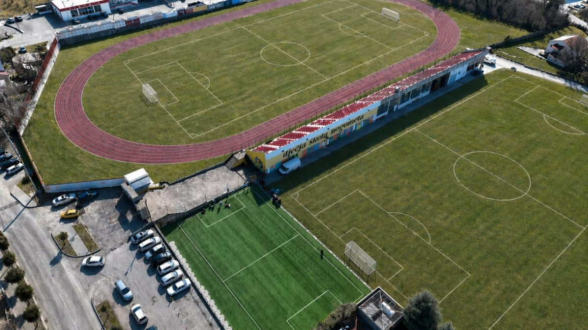 Naslovna slika