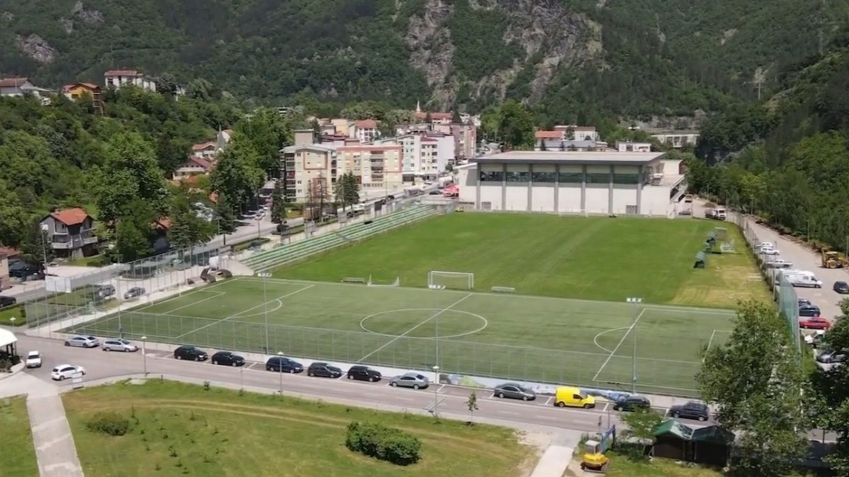 Naslovna slika