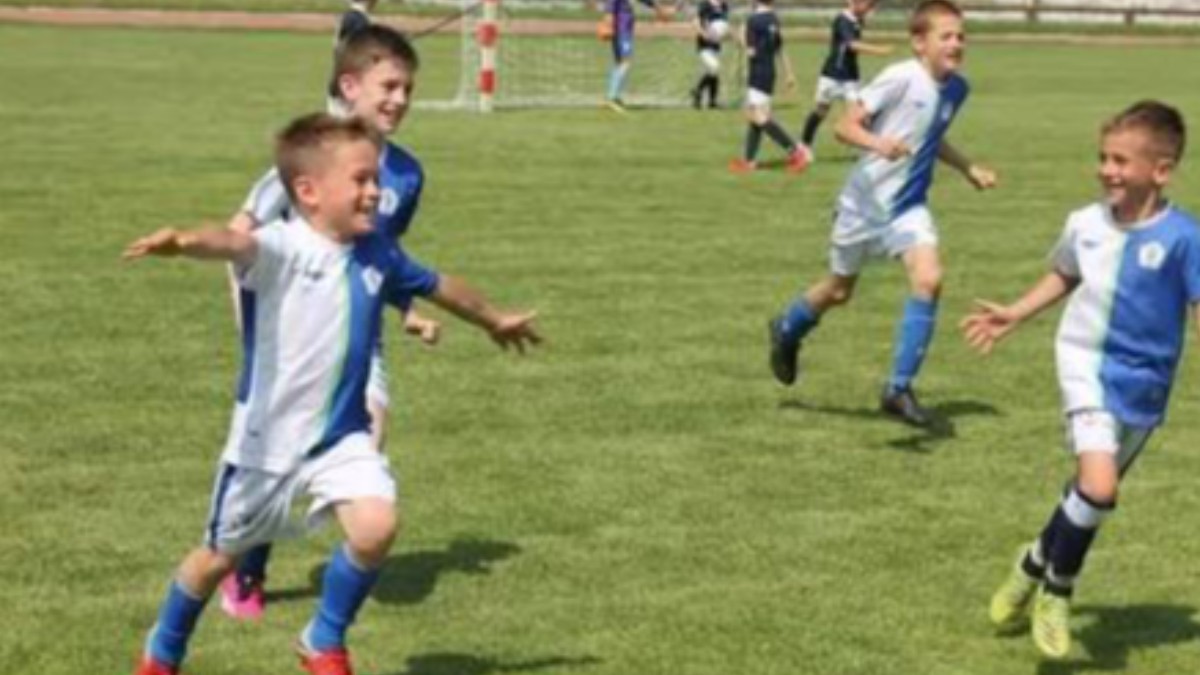 25. SPEKTAR KUP: IGRAJ FUDBAL, BUDI SREĆAN!