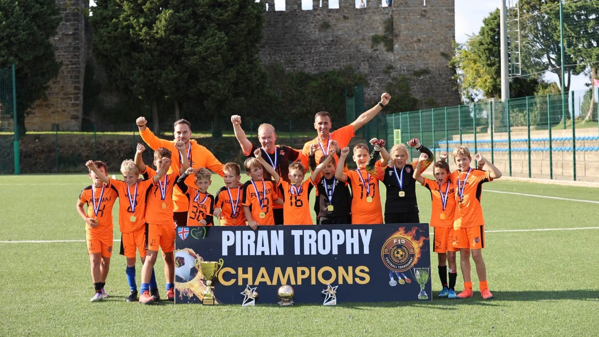 PIRAN TROPHY 2026 (U10): NK Fenix osvojil Piran, Triglav in Slovenska Bistrica na stopničkah!